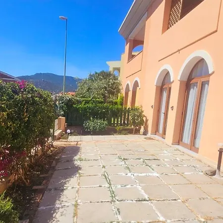 Leoncorno Casa de Férias Villasimius